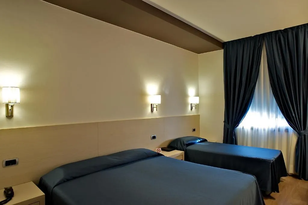 Sam Hotel Monfalcone Italia